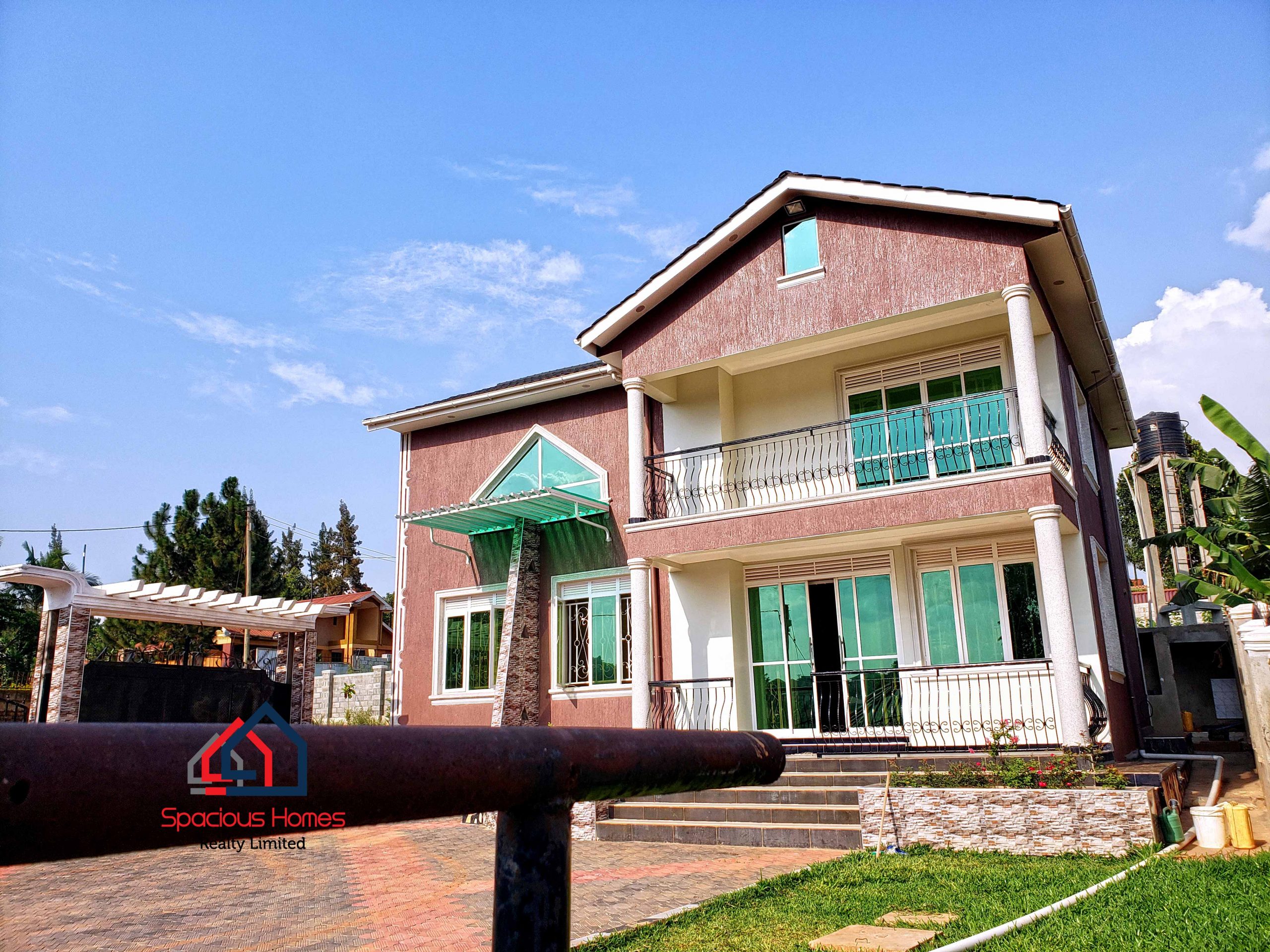 House for SALE in KYANJA – KUNGU